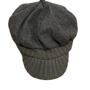 Gray stylish hat. Size: One Size.